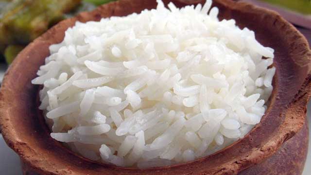 How Do You Get Moisture Out Of Cooked Rice